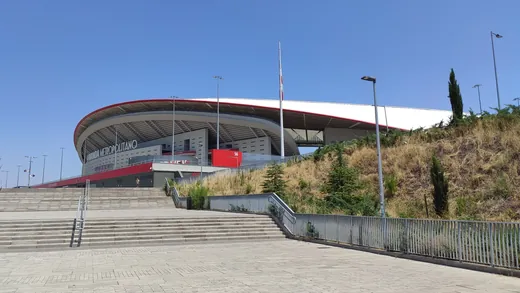 La pelouse du Metropolitano vue des tribunes, en juillet 2021.